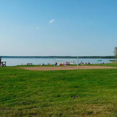 Land Fleesensee شقة